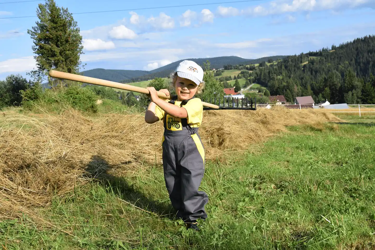 Oblečte svojho malého majstra do štýlových montérok.