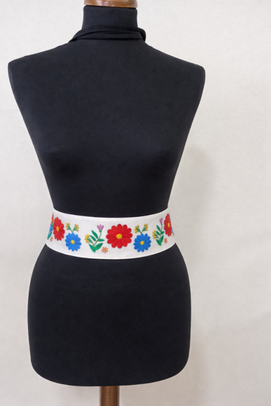 Folklórny opasok - Zuzana - Farba: Biela